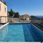 Pero&mika With Swimming Pool *