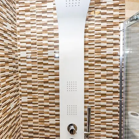 Pero&mika With Swimming Pool ドゥブロブニク