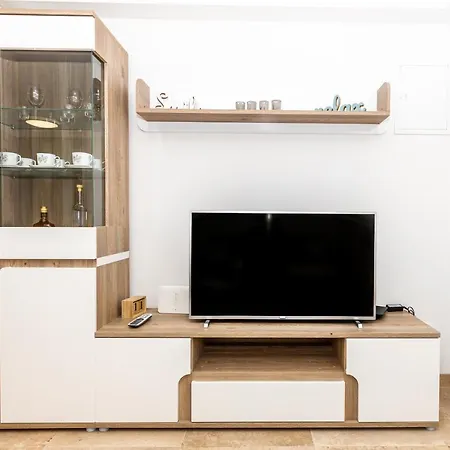 Pero&mika With Swimming Pool アパート