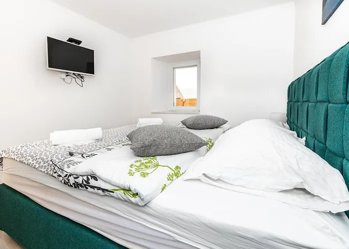 Apartamento Pero&mika With Swimming Pool *