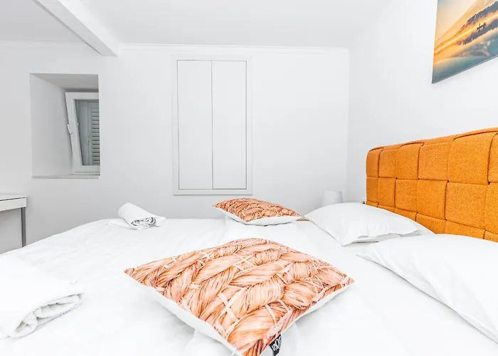 Pero&mika With Swimming Pool Lejlighed Dubrovnik